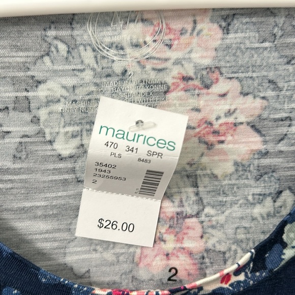 Maurice’s 24/7 Navy Top with pink and blue floral print size 2X NWT - Picture 3 of 4